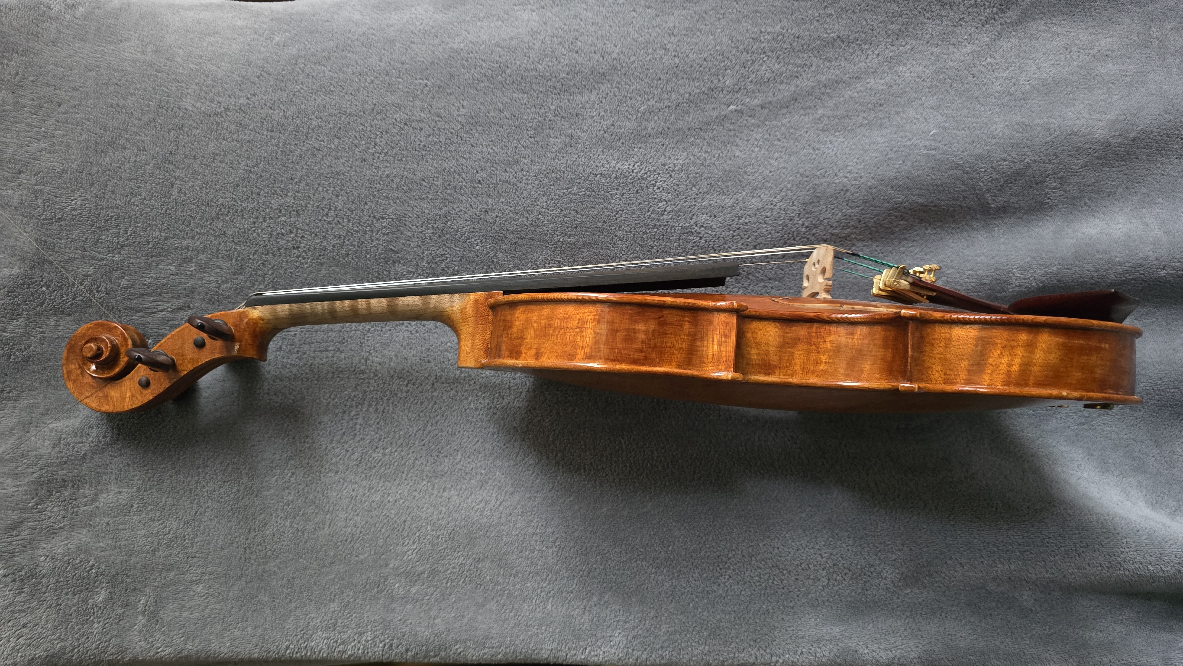Photo of (2020) Violin "Proton"